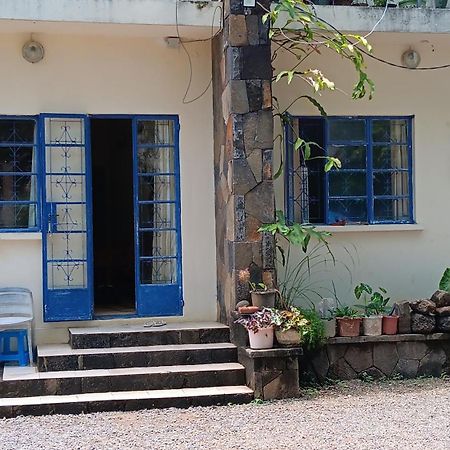 Chez Leone Apartman Grand-Baie Kültér fotó
